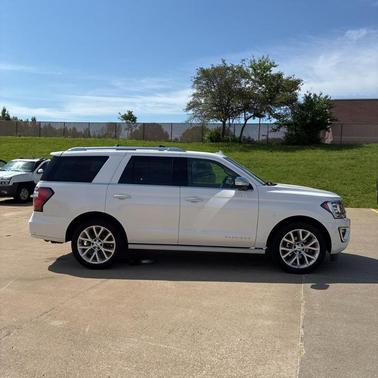 White Platinum Clearcoat Metallic 2018 Ford Expedition Platinum