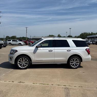 White Platinum Clearcoat Metallic 2018 Ford Expedition Platinum
