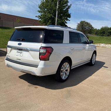 White Platinum Clearcoat Metallic 2018 Ford Expedition Platinum