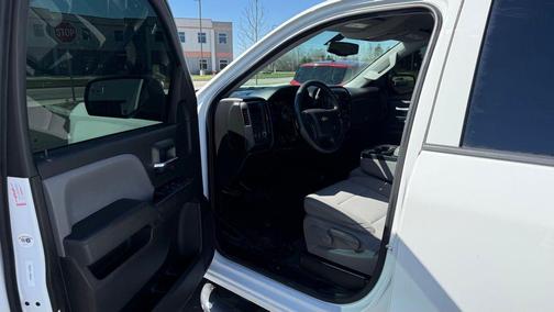 2018 Chevrolet Silverado 1500 Custom