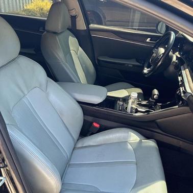Ebony Black 2021 Kia K5 EX