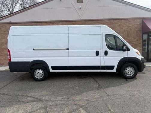 Bright White Clearcoat 2023 RAM ProMaster 3500 High Roof