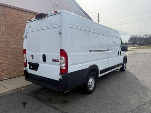 Bright White Clearcoat 2023 RAM ProMaster 3500 High Roof