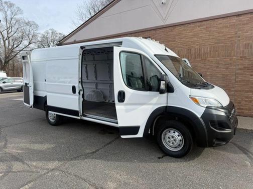 Bright White Clearcoat 2023 RAM ProMaster 3500 High Roof
