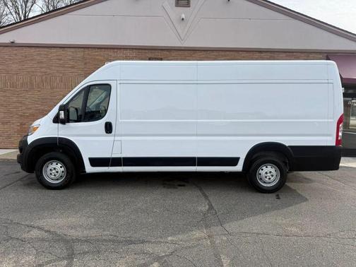 Bright White Clearcoat 2023 RAM ProMaster 3500 High Roof