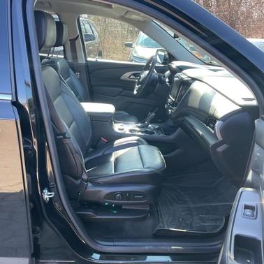 Mosaic Black Metallic 2018 Chevrolet Traverse LT Leather