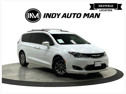 Bright White Clearcoat 2020 Chrysler Pacifica Touring-L Plus
