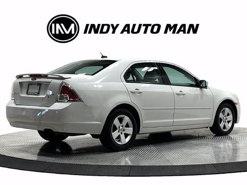 White Platinum Tri-Coat 2009 Ford Fusion SE