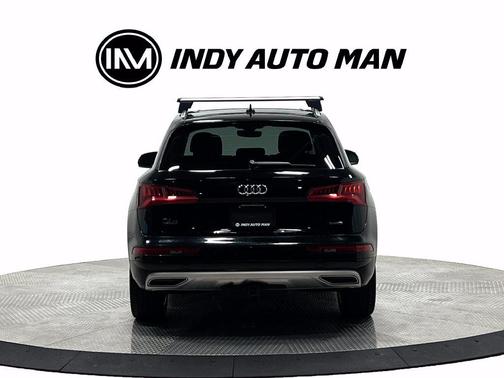 Mythos Black Metallic 2019 Audi Q5 2.0T Premium Plus