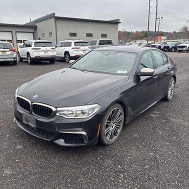 Black Sapphire Metallic 2018 BMW M550 i xDrive