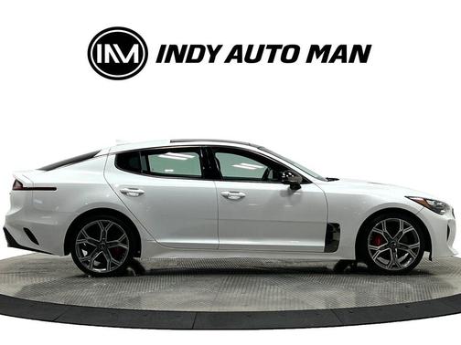 Snow White Pearl 2019 Kia Stinger GT2