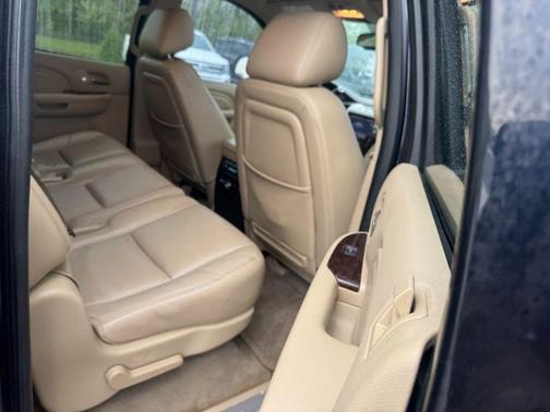 Sapphire Blue Metallic 2013 Cadillac Escalade ESV Premium