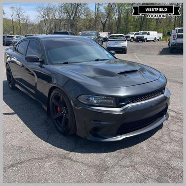 Pitch Black Clearcoat 2016 Dodge Charger SRT Hellcat