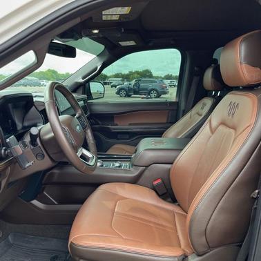Star White 2022 Ford Expedition King Ranch