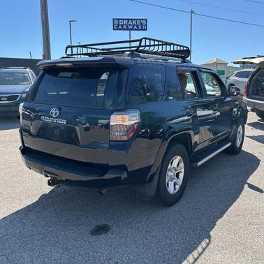 Midnight Black Metallic 2019 Toyota 4Runner SR5 Premium