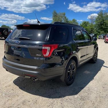 Shadow Black 2018 Ford Explorer XLT