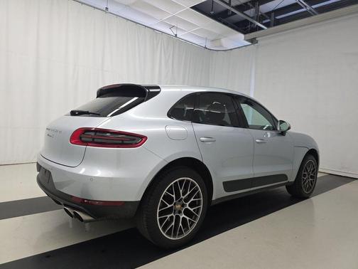 2018 Porsche Macan S