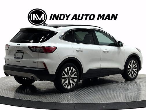 White Metallic 2020 Ford Escape Titanium Hybrid