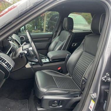 2020 Land Rover Discovery HSE