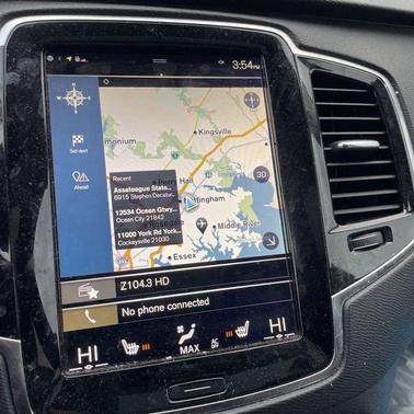 2018 Volvo XC90 Hybrid T8 Momentum