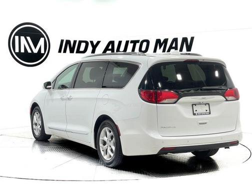 2018 Chrysler Pacifica Touring-L Plus