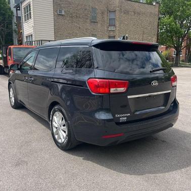 Pearl Metallic 2016 Kia Sedona EX