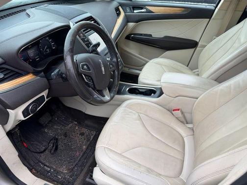 2015 Lincoln MKC Base