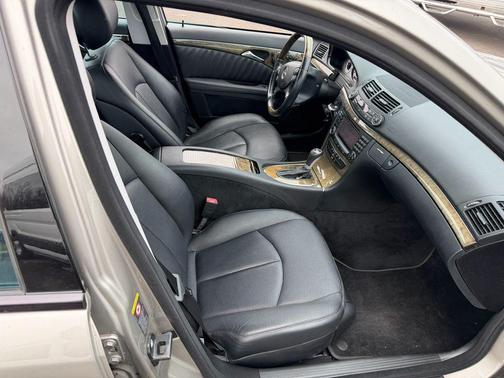 Silver 2007 Mercedes-Benz E-Class E 350 4MATIC