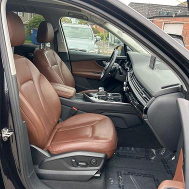 Orca Black Metallic 2019 Audi Q7 55 Prestige