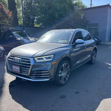 Daytona Gray Pearl Effect 2018 Audi SQ5 3.0T Premium Plus