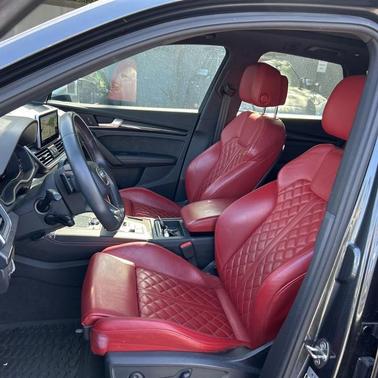 Daytona Gray Pearl Effect 2018 Audi SQ5 3.0T Premium Plus