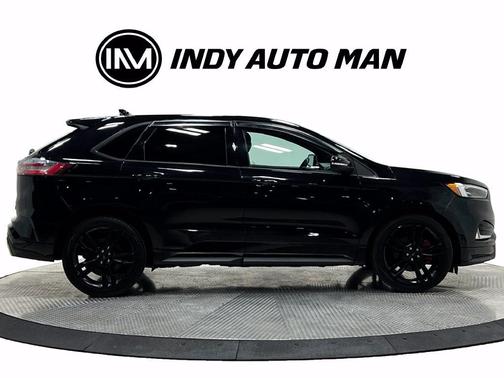Black 2020 Ford Edge ST