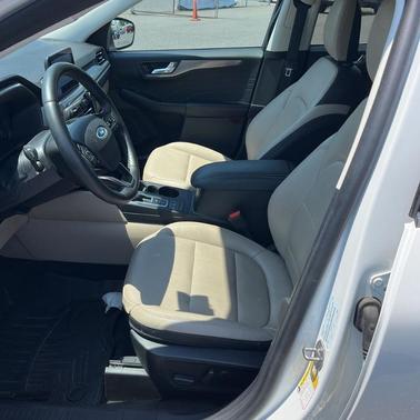 Star White 2021 Ford Escape Titanium Hybrid