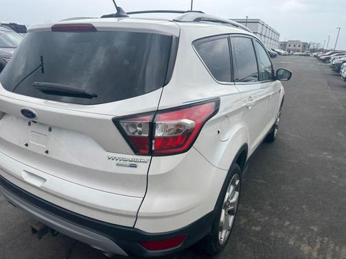 White Platinum 2018 Ford Escape Titanium