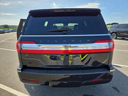 Black Metallic 2019 Lincoln Navigator Black Label