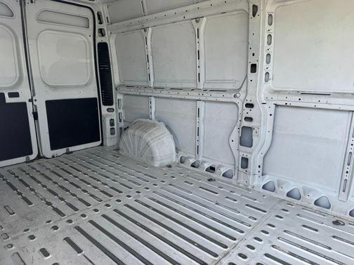 Bright White Clearcoat 2023 RAM ProMaster 2500 High Roof