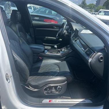 Glacier White Metallic 2015 Audi S8 4.0T quattro