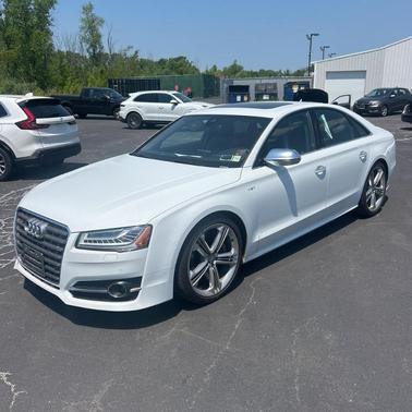 Glacier White Metallic 2015 Audi S8 4.0T quattro
