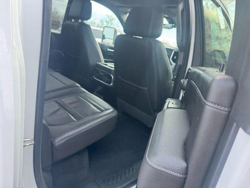 2023 GMC Sierra 3500 Denali