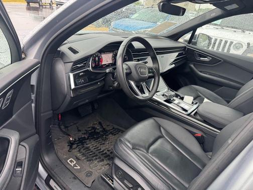 Florett Silver Metallic 2021 Audi Q7 55 Prestige
