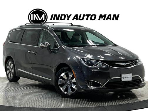 Granite Crystal Clearcoat Metallic 2018 Chrysler Pacifica Hybrid Limited