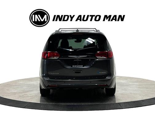 Granite Crystal Clearcoat Metallic 2018 Chrysler Pacifica Hybrid Limited