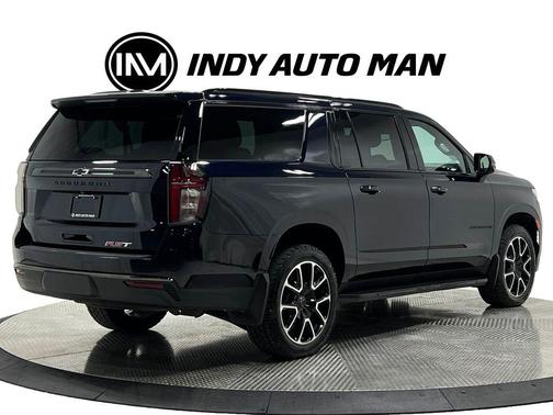 2022 Chevrolet Suburban RST