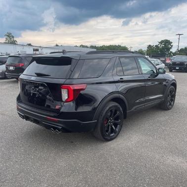 Black Metallic 2021 Ford Explorer ST