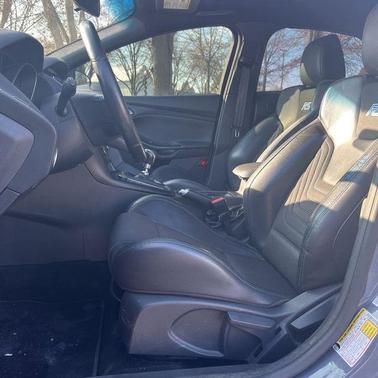 2017 Ford Focus RS Base