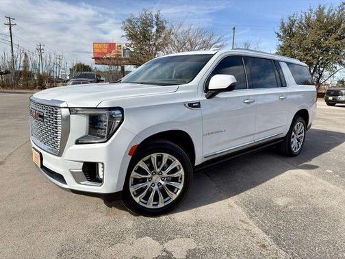 2023 GMC Yukon XL Denali