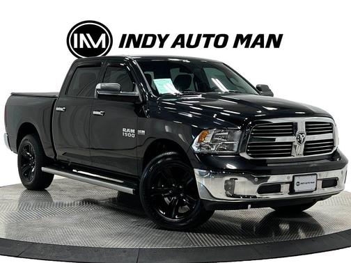 Brilliant Black Crystal Pearlcoat 2016 RAM 1500 Big Horn