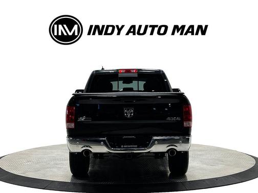 Brilliant Black Crystal Pearlcoat 2016 RAM 1500 Big Horn