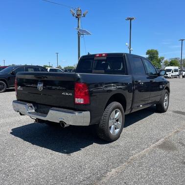 Brilliant Black Crystal Pearlcoat 2017 RAM 1500 Big Horn