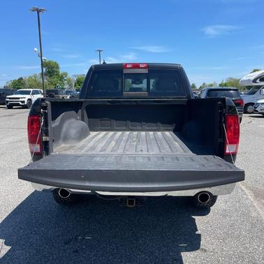 Brilliant Black Crystal Pearlcoat 2017 RAM 1500 Big Horn